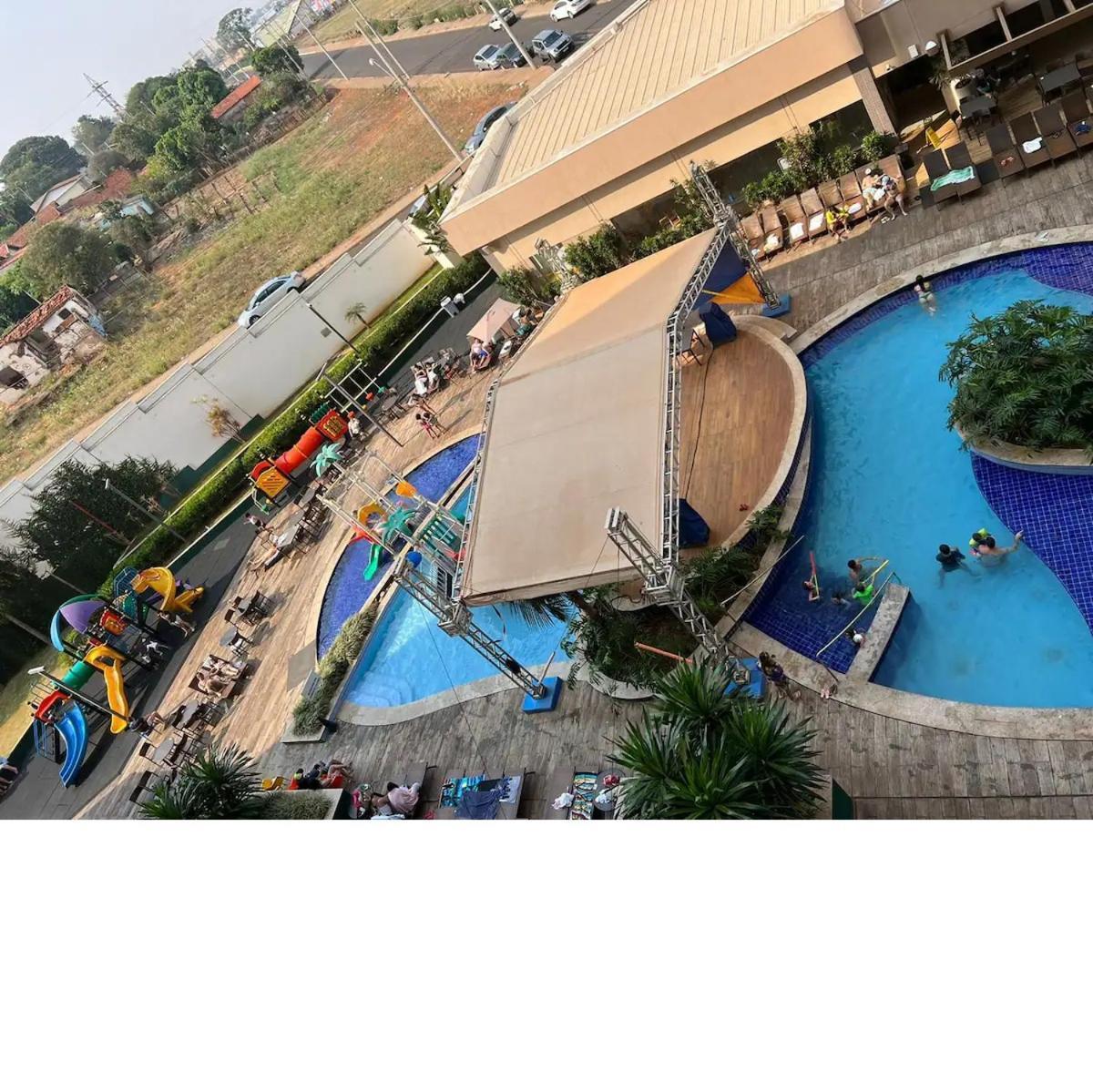 Olimpia Park Resort O Mais Divertido Resort Em Frente Ao Thermas Dos Laranjais - Pague Em Ate 12 Vezes Exterior foto
